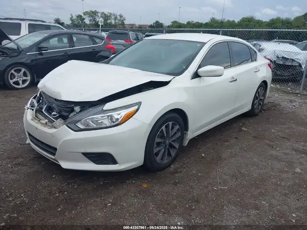 1N4AL3AP9HC126964 2017 NISSAN ALTIMA - Image 2