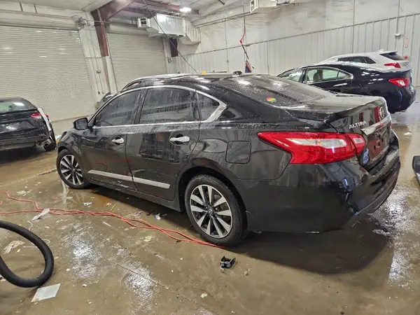 1N4AL3AP9HC128231 2017 NISSAN ALTIMA - Image 2