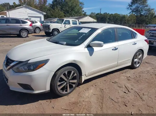 1N4AL3AP9HC128603 2017 NISSAN ALTIMA - Image 2