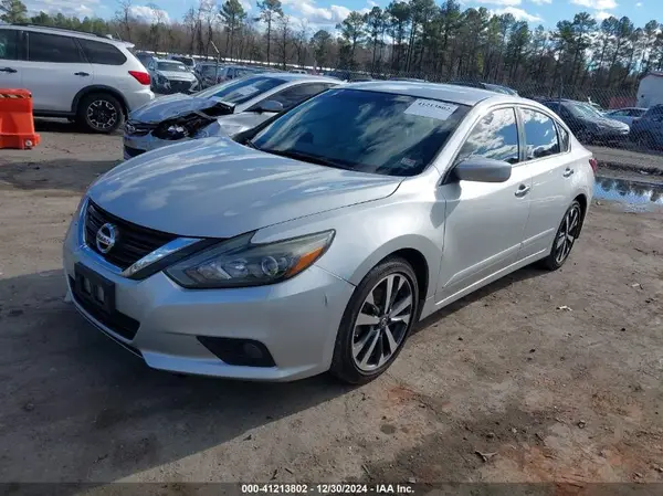 1N4AL3AP9HC131162 2017 NISSAN ALTIMA - Image 2