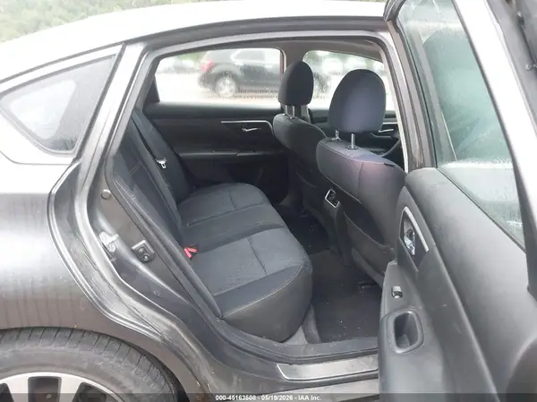 1N4AL3AP9HC132330 2017 NISSAN ALTIMA - Image 8