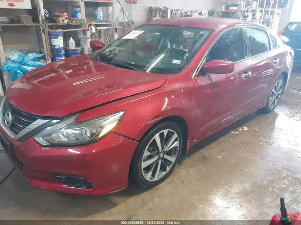 1N4AL3AP9HC135034 2017 NISSAN ALTIMA - Image 2