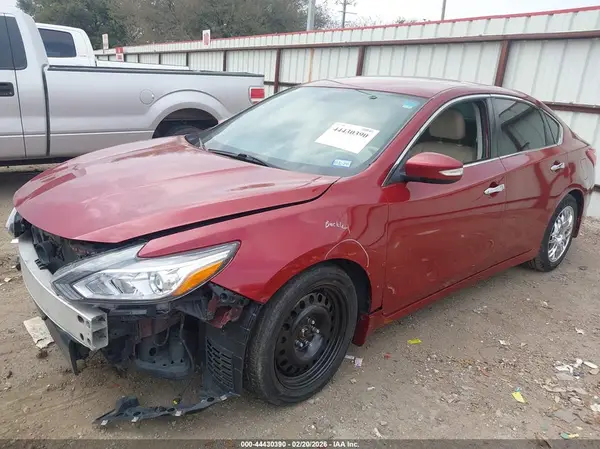 1N4AL3AP9HC136569 2017 NISSAN ALTIMA - Image 2