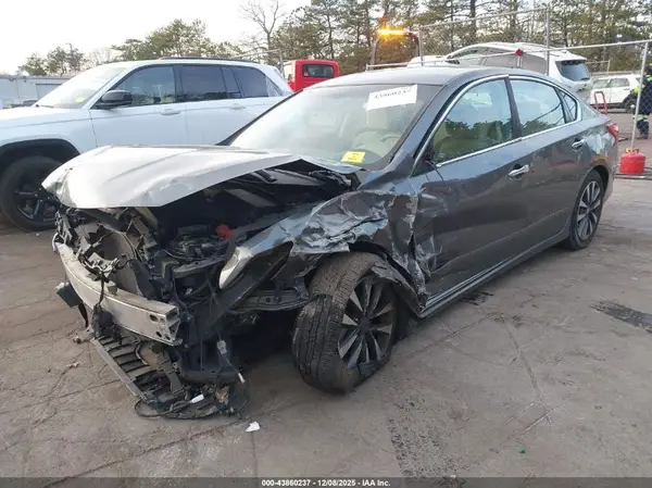 1N4AL3AP9HC137060 2017 NISSAN ALTIMA - Image 2