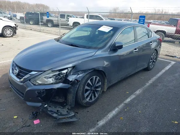 1N4AL3AP9HC139097 2017 NISSAN ALTIMA - Image 2