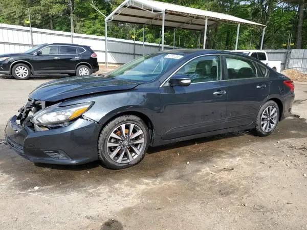 1N4AL3AP9HC142260 2017 NISSAN ALTIMA - Image 1