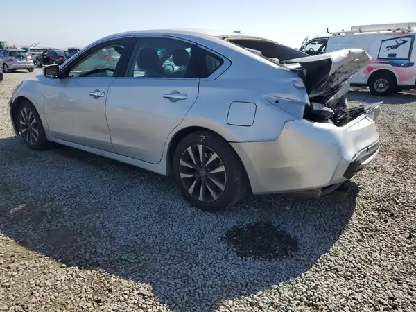 1N4AL3AP9HC142789 2017 NISSAN ALTIMA - Image 2