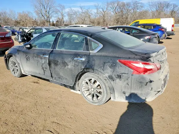 1N4AL3AP9HC143621 2017 NISSAN ALTIMA - Image 2