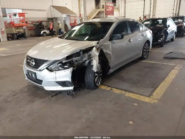1N4AL3AP9HC143909 2017 NISSAN ALTIMA - Image 2