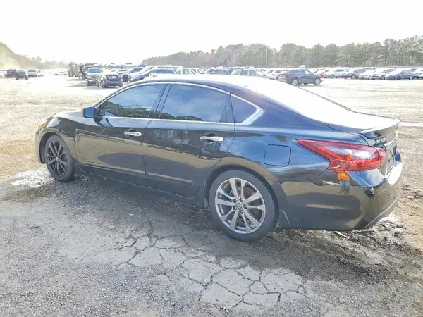 1N4AL3AP9HC145756 2017 NISSAN ALTIMA - Image 2