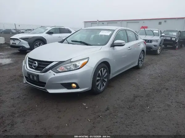 1N4AL3AP9HC146941 2017 NISSAN ALTIMA - Image 2