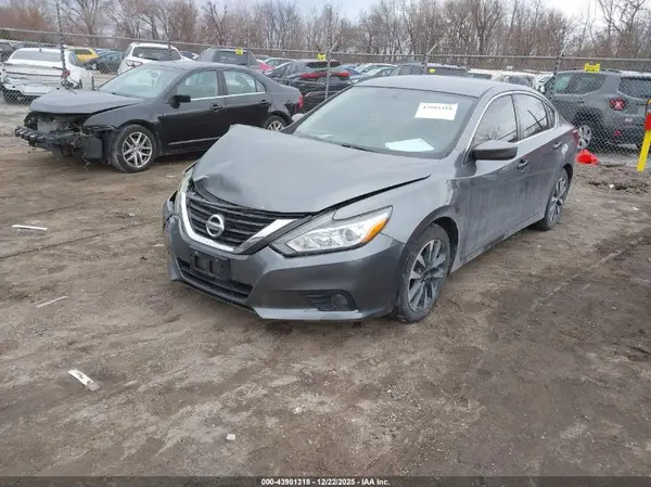 1N4AL3AP9HC148141 2017 NISSAN ALTIMA - Image 2