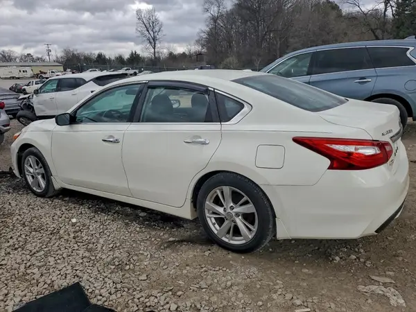 1N4AL3AP9HC148320 2017 NISSAN ALTIMA - Image 2