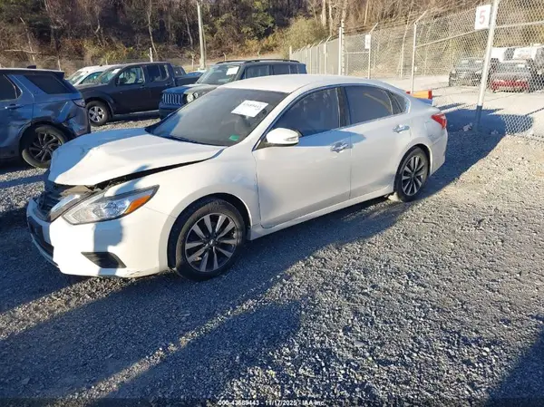 1N4AL3AP9HC149239 2017 NISSAN ALTIMA - Image 2