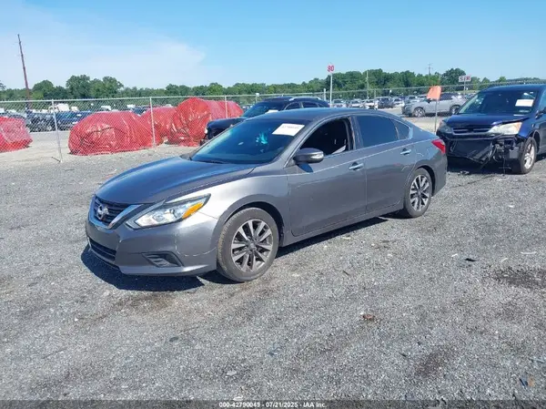 1N4AL3AP9HC150388 2017 NISSAN ALTIMA - Image 2