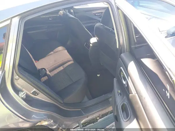 1N4AL3AP9HC150388 2017 NISSAN ALTIMA - Image 8