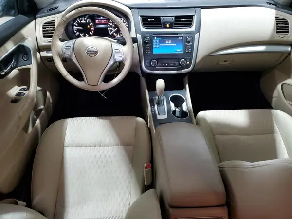 1N4AL3AP9HC150570 2017 NISSAN ALTIMA - Image 8