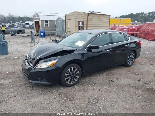 1N4AL3AP9HC151072 2017 NISSAN ALTIMA - Image 2