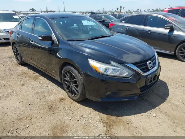 1N4AL3AP9HC151928 2017 NISSAN ALTIMA - Image 1