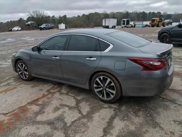 1N4AL3AP9HC152304 2017 NISSAN ALTIMA - Image 2