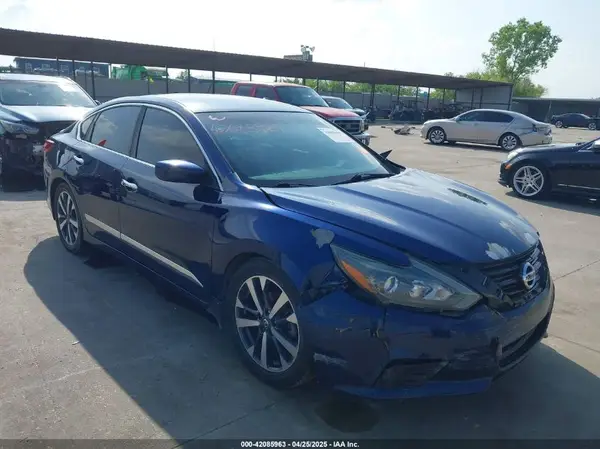 1N4AL3AP9HC153145 2017 NISSAN ALTIMA - Image 1
