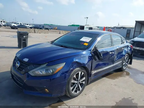 1N4AL3AP9HC153145 2017 NISSAN ALTIMA - Image 2
