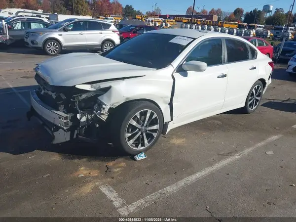 1N4AL3AP9HC153615 2017 NISSAN ALTIMA - Image 2