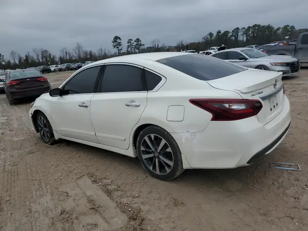 1N4AL3AP9HC155137 2017 NISSAN ALTIMA - Image 2