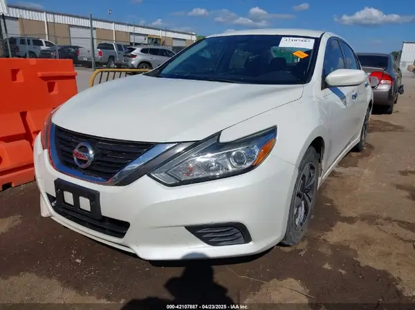 1N4AL3AP9HC155901 2017 NISSAN ALTIMA - Image 2