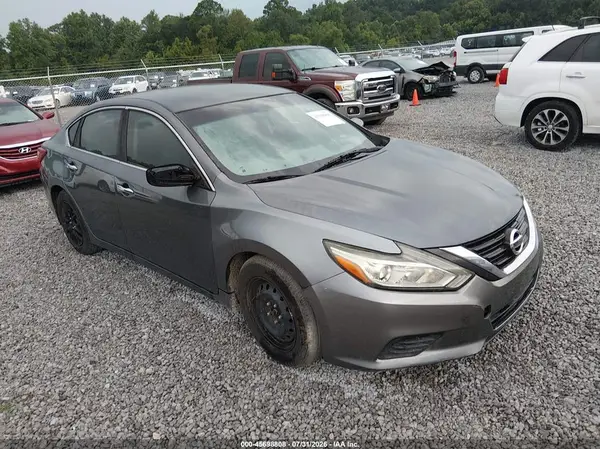 1N4AL3AP9HC156420 2017 NISSAN ALTIMA - Image 1