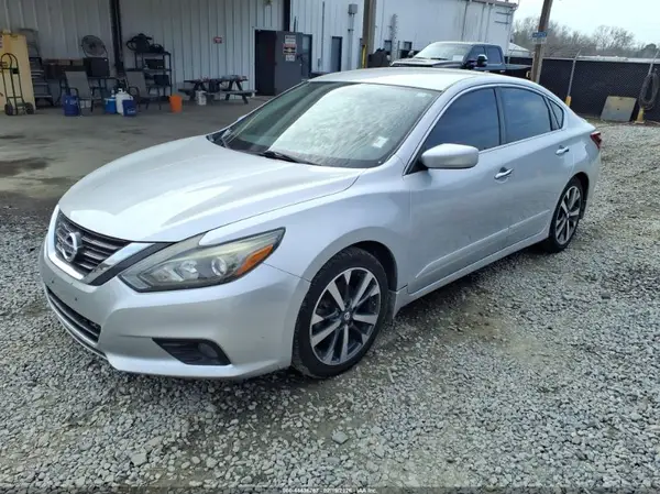 1N4AL3AP9HC157342 2017 NISSAN ALTIMA - Image 2