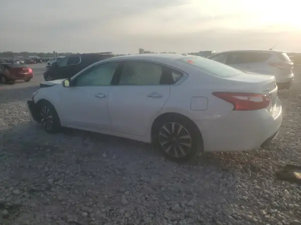 1N4AL3AP9HC157485 2017 NISSAN ALTIMA - Image 2