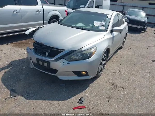 1N4AL3AP9HC159303 2017 NISSAN ALTIMA - Image 2