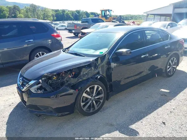 1N4AL3AP9HC165036 2017 NISSAN ALTIMA - Image 2