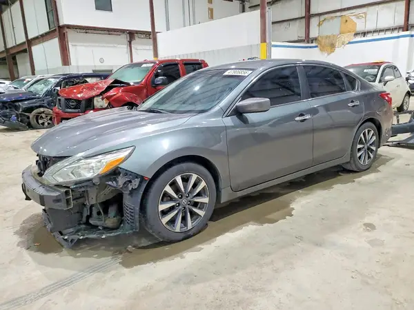 1N4AL3AP9HC165196 2017 NISSAN ALTIMA - Image 1