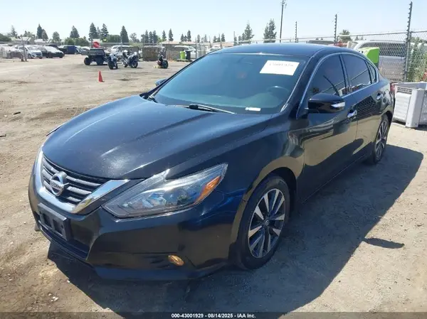 1N4AL3AP9HC166882 2017 NISSAN ALTIMA - Image 2