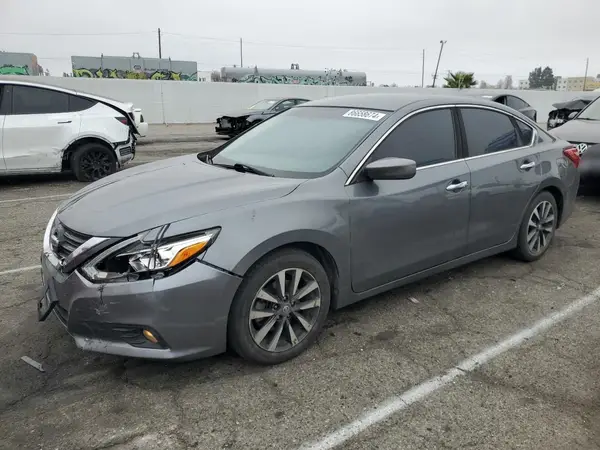 1N4AL3AP9HC168020 2017 NISSAN ALTIMA - Image 1