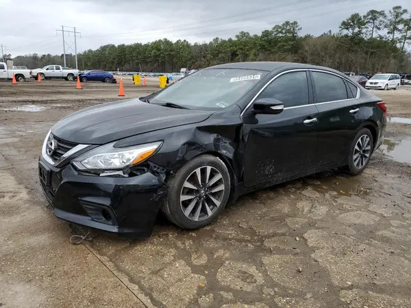 1N4AL3AP9HC170415 2017 NISSAN ALTIMA - Image 1