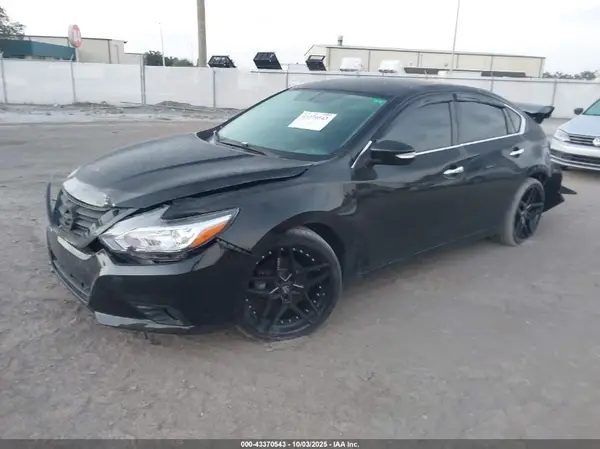 1N4AL3AP9HC170446 2017 NISSAN ALTIMA - Image 2