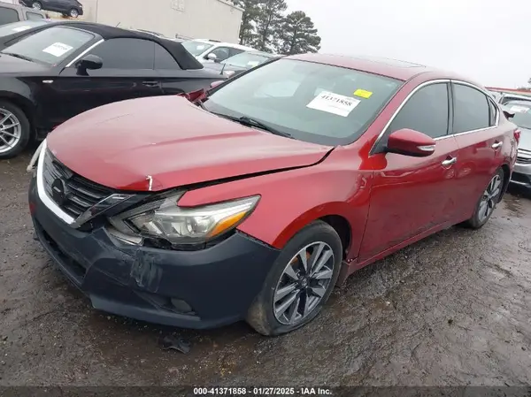 1N4AL3AP9HC173766 2017 NISSAN ALTIMA - Image 2