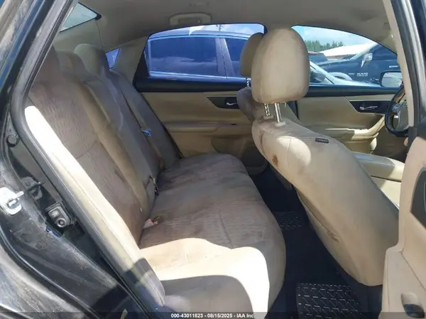 1N4AL3AP9HC175470 2017 NISSAN ALTIMA - Image 8