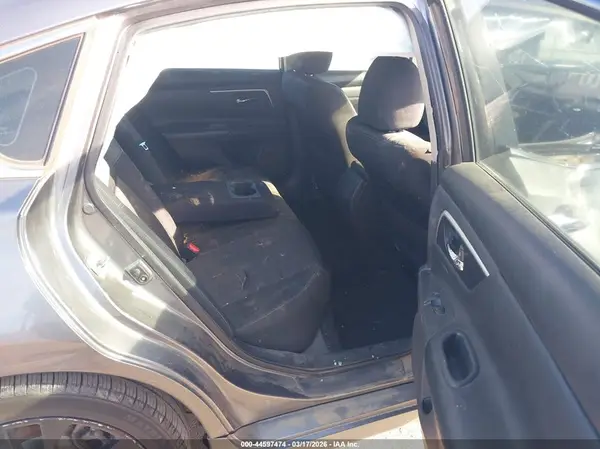 1N4AL3AP9HC176716 2017 NISSAN ALTIMA - Image 8