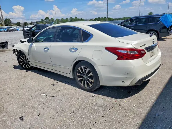 1N4AL3AP9HC178191 2017 NISSAN ALTIMA - Image 2