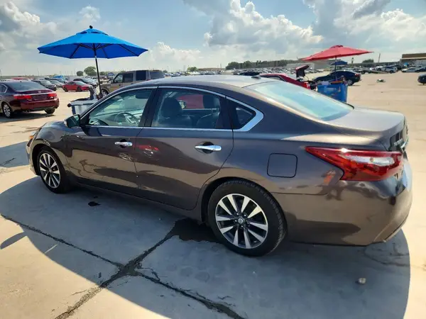 1N4AL3AP9HC179129 2017 NISSAN ALTIMA - Image 2