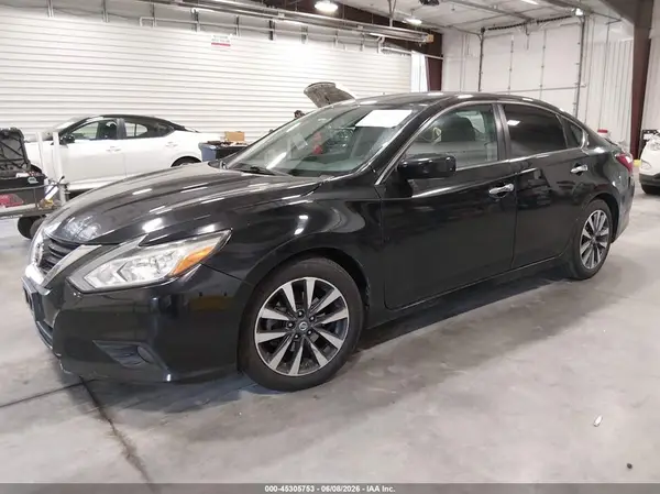 1N4AL3AP9HC179423 2017 NISSAN ALTIMA - Image 2