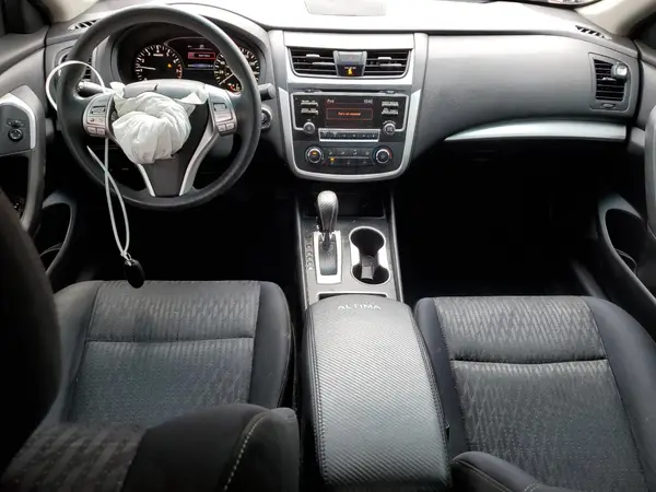 1N4AL3AP9HC180166 2017 NISSAN ALTIMA - Image 8