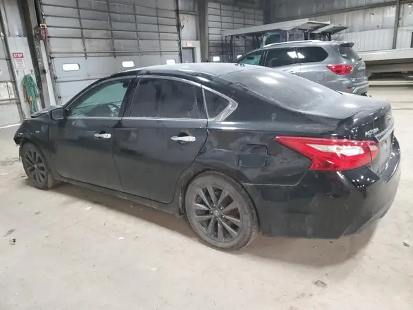 1N4AL3AP9HC180331 2017 NISSAN ALTIMA - Image 2