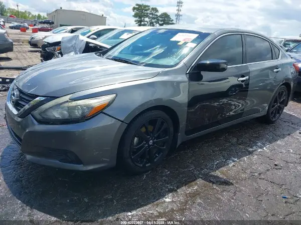 1N4AL3AP9HC180622 2017 NISSAN ALTIMA - Image 2