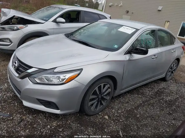 1N4AL3AP9HC180829 2017 NISSAN ALTIMA - Image 2