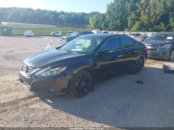 1N4AL3AP9HC181527 2017 NISSAN ALTIMA - Image 2